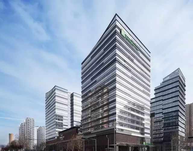 Holiday Inn & Suites Qingdao Jinshui by IHG
