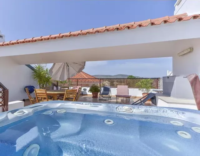 Apartamento Vila Sol com terraço e jacuzzi privad