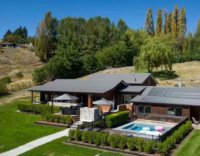 Queenstown Snowland Estate