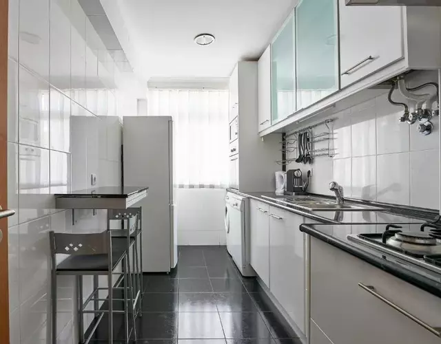 In Bed with Lisbon 4E