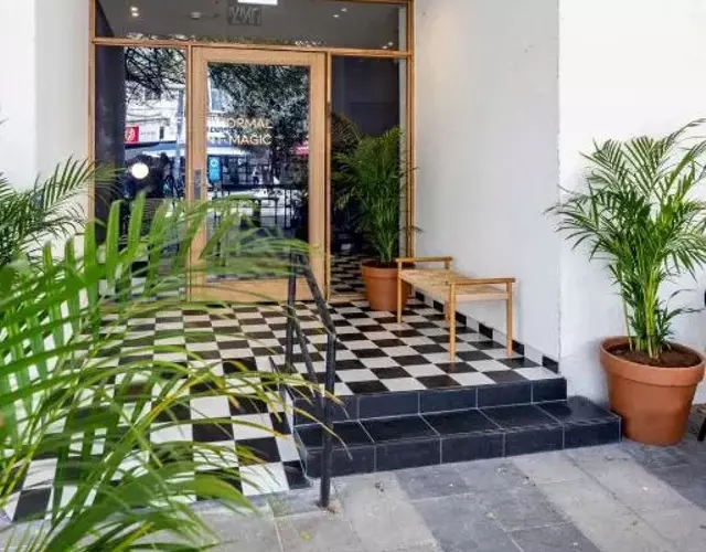 Sirkin 16 Hotel - Autonomous hotel
