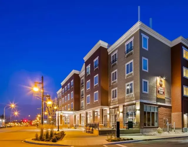 Best Western Plus Chateau Inn Sylvan Lake