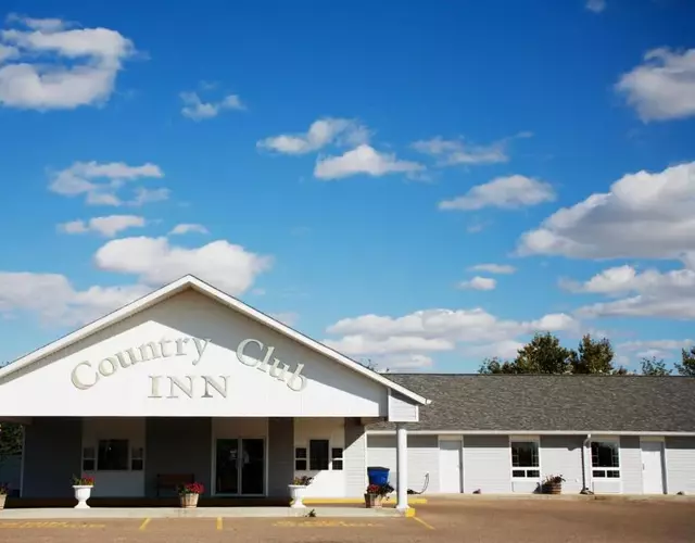 Country Club Inn