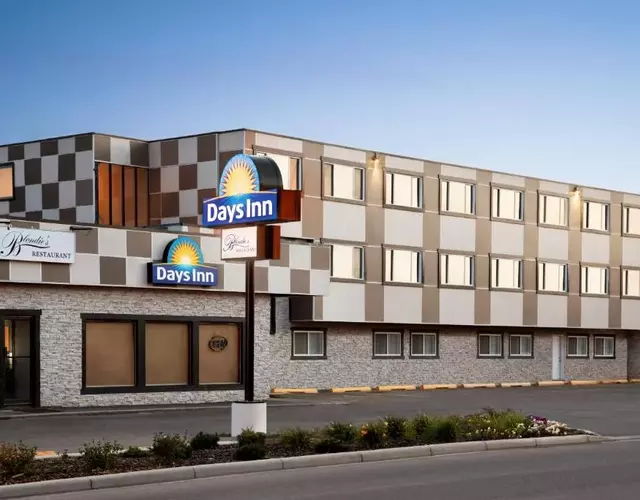 Days Inn by Wyndham Sylvan Lake