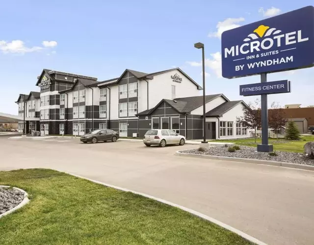 Microtel Inn & Suites by Wyndham Blackfalds