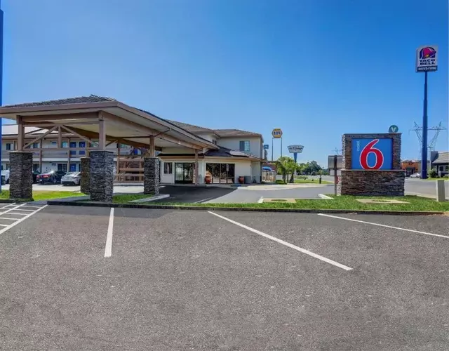 Motel 6-Anderson, CA - Redding Airport