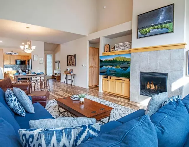 Whispering Creek - Meredith Lodging