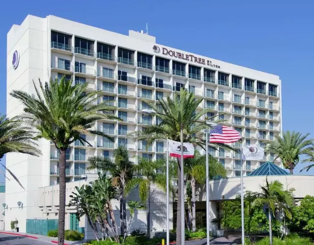 DoubleTree by Hilton Torrance - South Bay