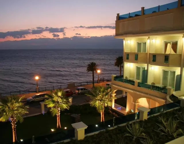 Gardenia Hotel