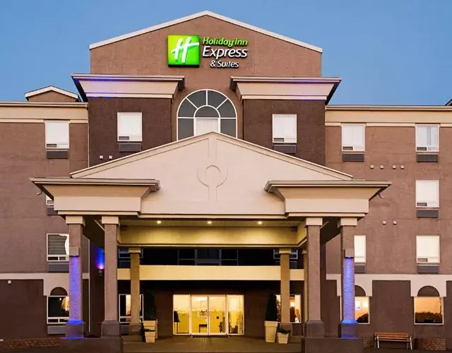 Holiday Inn Express & Suites-Regina-South by IHG