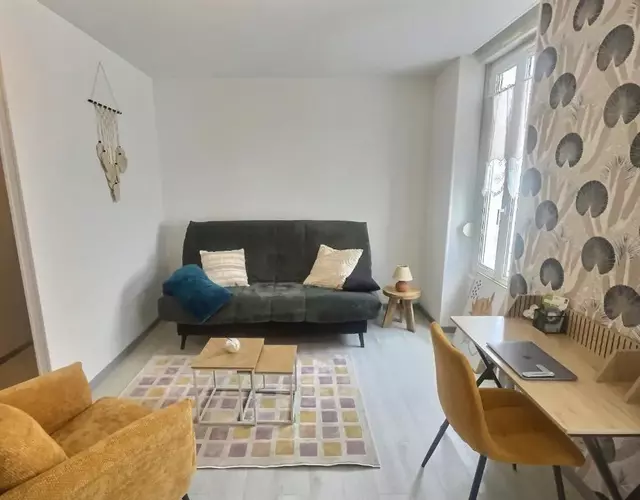 Superbe Cosy Studio Ideal pour les professionnels et les couples en déplacement PROCHE GARE et toutes commodités
