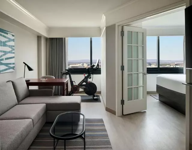 Washington Dulles Marriott Suites