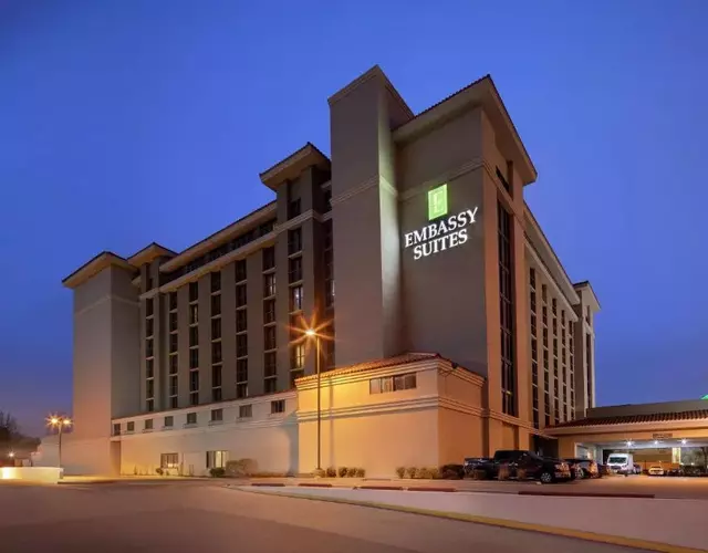 Embassy Suites Dallas - Park Central Area