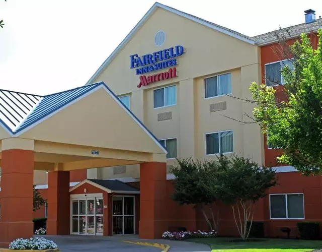 Fairfield Inn & Suites Dallas Park Central