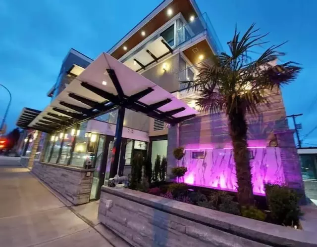 Beautiful Bright 3 Bed Townhouse