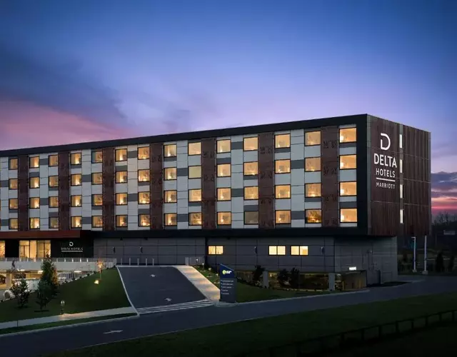 Delta Hotels by Marriott Vancouver Delta