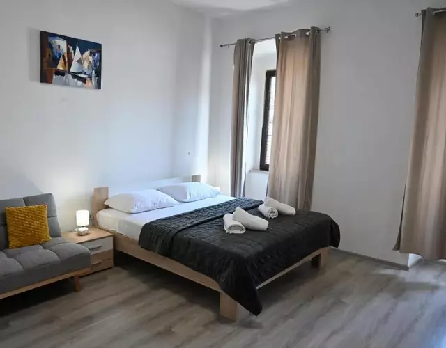 Cathy 1 & Cathy 2 apartments