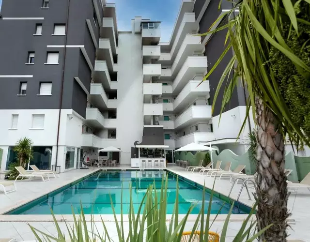 Nero D'Avorio Aparthotel & SPA