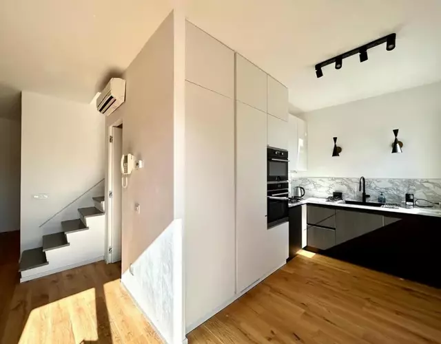 Casa Sarina Modern apartment with city and sea view up to 6 ppl garage on request