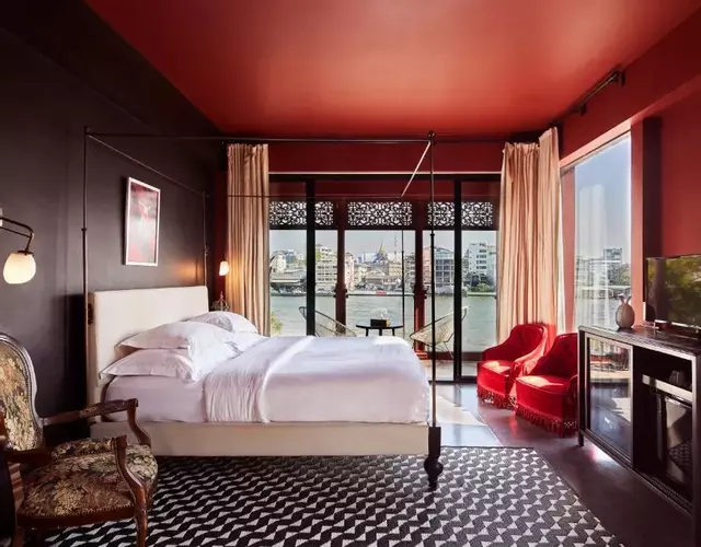 Amdaeng Bangkok Riverside Hotel