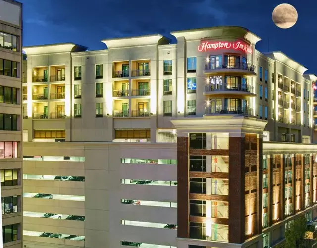 Hampton Inn & Suites - Roanoke-Downtown, VA