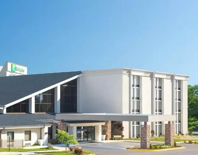 Holiday Inn Roanoke Airport - Conference CTR by IHG