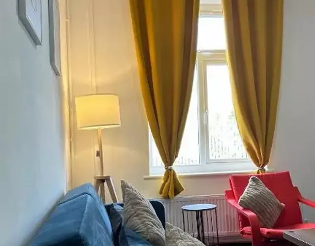 The Ol-Mumps Cozy Corner