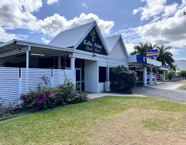 Kalka Palms Hotel Motel