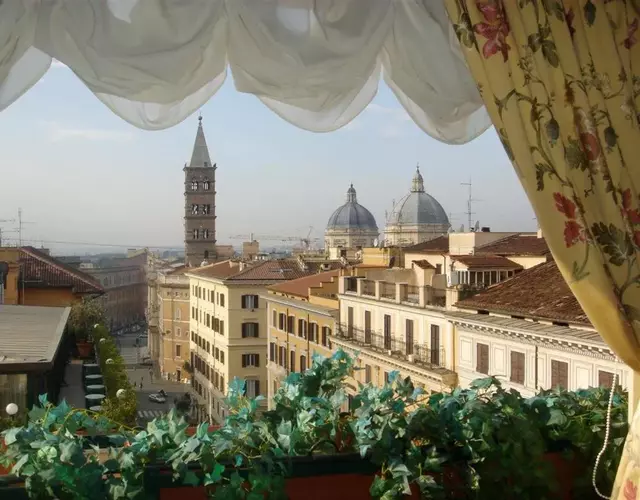 Hotel Champagne Palace