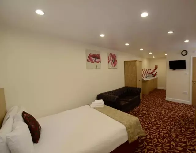 PremierLux Serviced Apartments