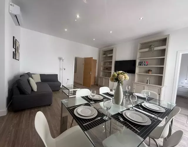 Stylish 3 bed spacious flat