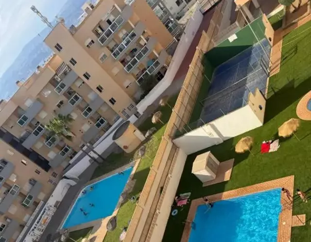 piso avda sabinal con piscina