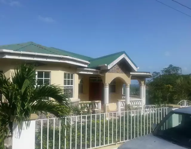 Corosol Apartments