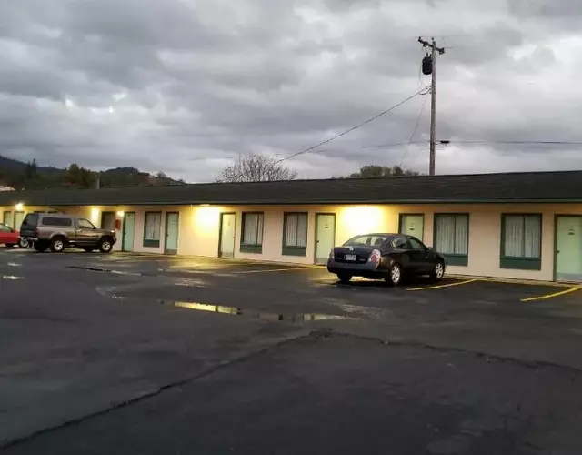Quick Stop Motel