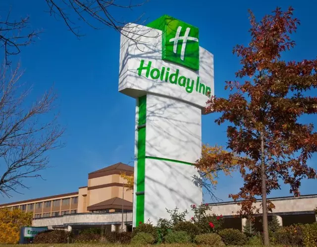 Holiday Inn Chicago North Shore by IHG