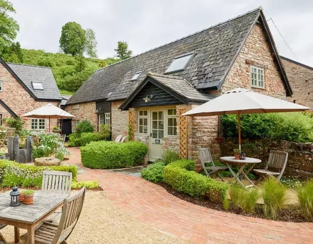Tudor Farmhouse Hotel