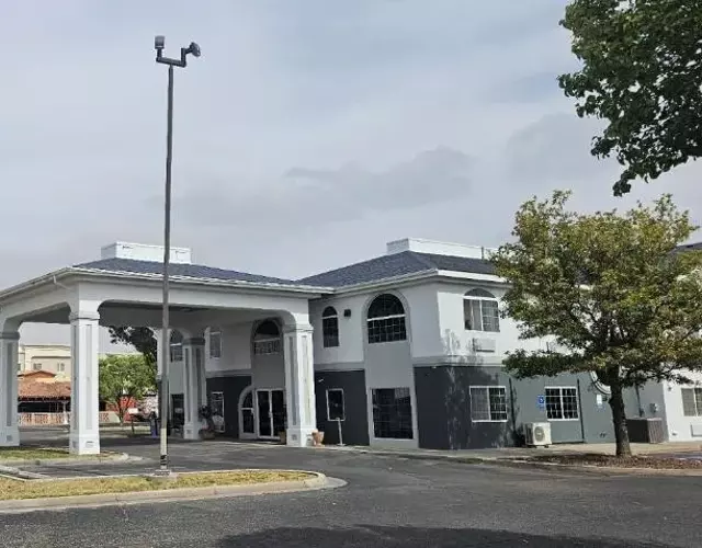 Quality Inn & Suites Roswell North