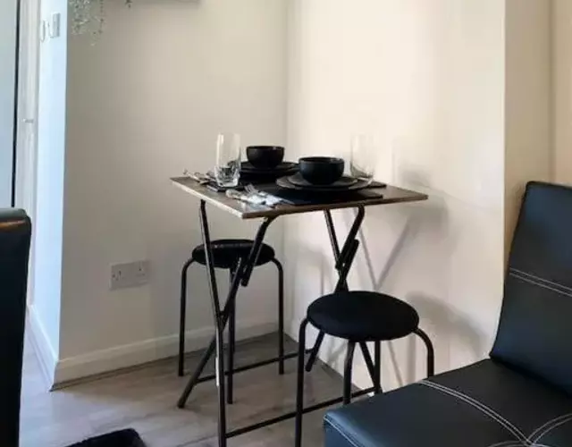 Compact contemporary modern studio