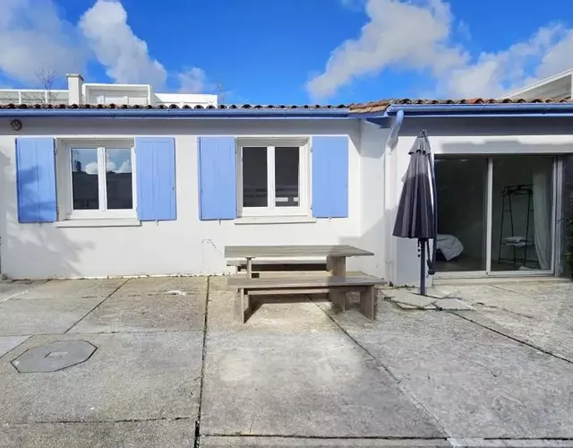 MAISON PLAIN PIED HYPER CENTRE ET 300M DE PLAGE