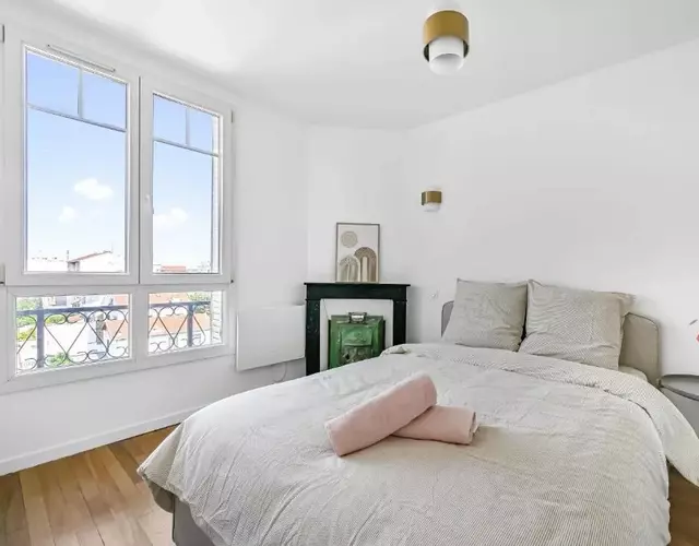 Magnifique appart rénové La Défense Paris Gare 2Pers