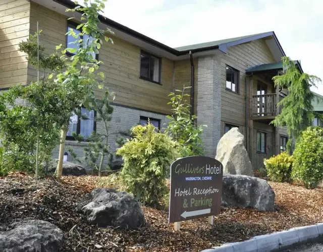 The Gulliver's Hotel
