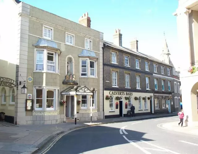 Calverts Hotel - Newport, Isle of Wight - RETURN CAR FERRY FROM 89 POUNDS