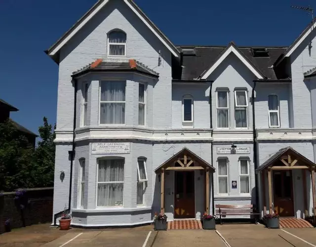 Victoria Lodge