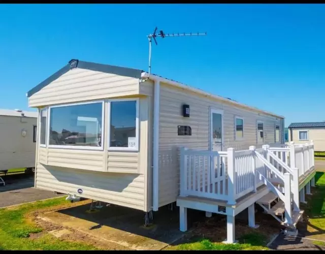 SP158 - Camber Sands Holiday Park - 3 Bedrooms - Second Toilet - Decking - Private Parking