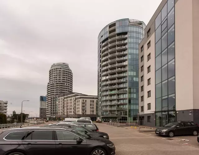 Apartament Royal Capital Towers Klimatyzacja & Prywatny Parking & Bezkontaktowe Zameldowanie & Balkon