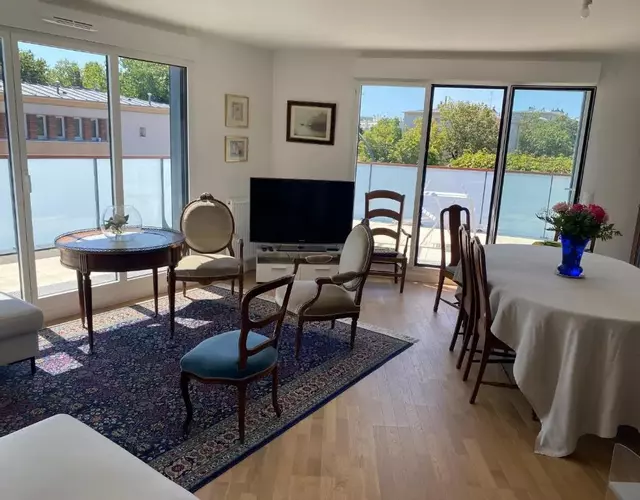 PENTHOUSE Terrasse vue Paris 7mn Montparnasse et 5mn Porte de Versailles