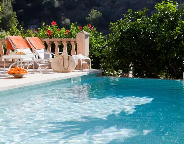 Fornalutx Petit Hotel - Bed & Breakfast