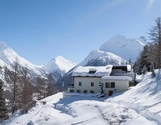 Waldhotel Fletschhorn Panoramic Retreat in Saas Fee