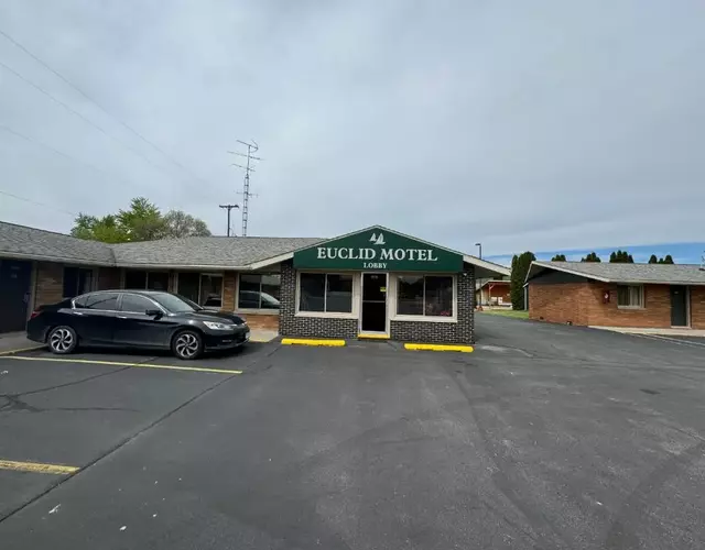 Euclid Motel