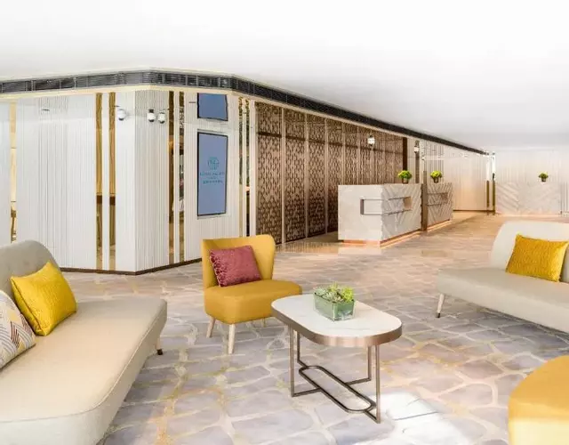 The Royal Pacific Hotel & Towers